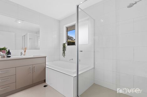 Property photo of 2/8 Sheehan Street Kallangur QLD 4503