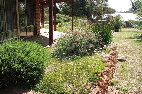 Property photo of 24 Darwinia Court Jarrahdale WA 6124