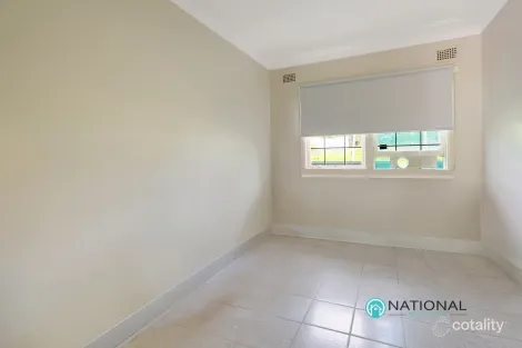 Property photo of 178 Sandal Crescent Carramar NSW 2163