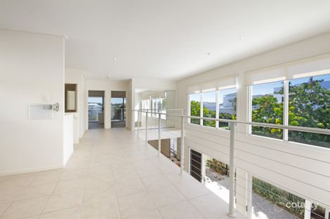 Property photo of 8 Capri Court Parrearra QLD 4575