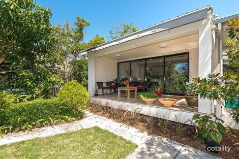 Property photo of 31 Avanti Street Mermaid Waters QLD 4218