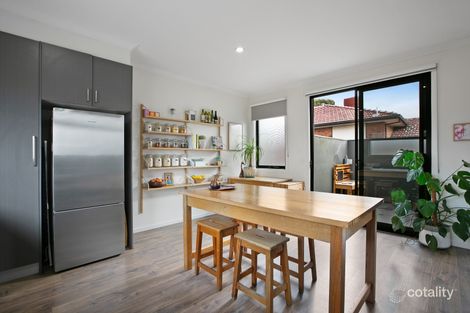 Property photo of 2/96 Darebin Boulevard Reservoir VIC 3073