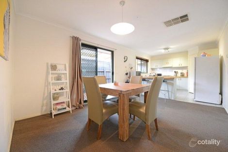 Property photo of 42 Oberon Drive Carrum Downs VIC 3201