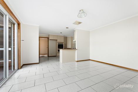 Property photo of 1/14 Hotham Crescent Hoppers Crossing VIC 3029