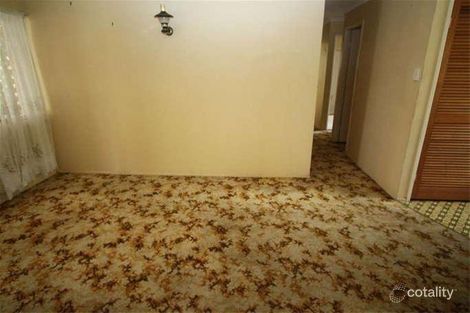 Property photo of 6 Stenlake Avenue Kawana QLD 4701
