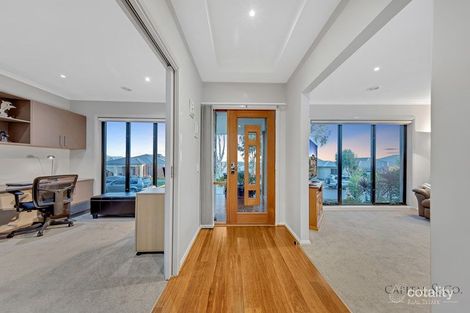 Property photo of 16 Pinnacle Views Doreen VIC 3754