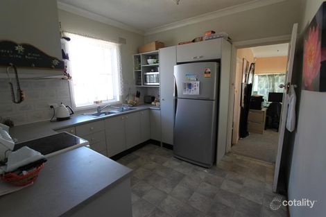 Property photo of 13 Tremain Avenue West Bathurst NSW 2795