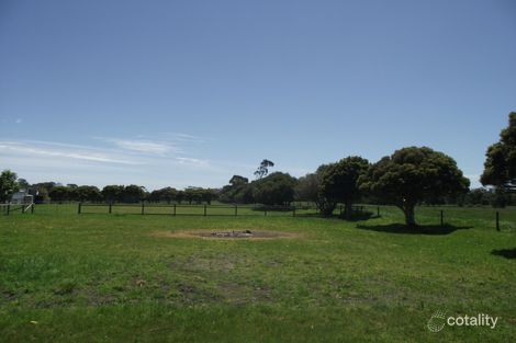 Property photo of 11 Thom Road Lang Lang VIC 3984