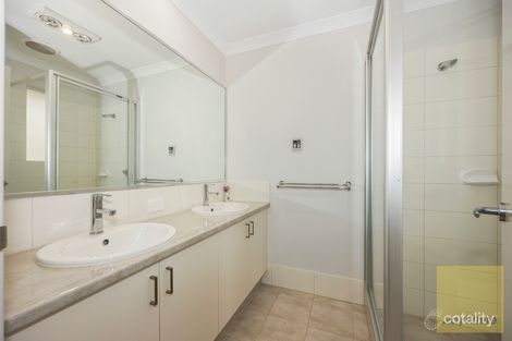 Property photo of 4/37 Boonooloo Road Kalamunda WA 6076