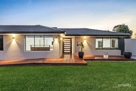 Property photo of 1 Dobell Court Trott Park SA 5158