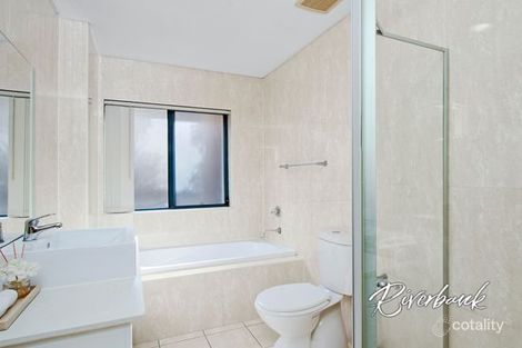 Property photo of 1/16-18 Brickworks Drive Holroyd NSW 2142