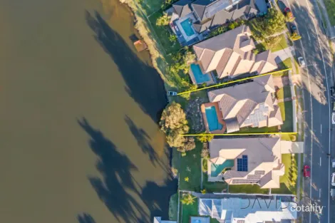 Property photo of 25 Cassowary Drive Burleigh Waters QLD 4220