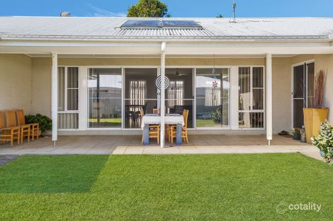 Property photo of 94 Sugar Glider Drive Pottsville NSW 2489