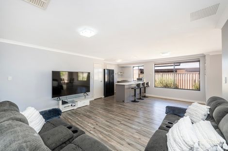 Property photo of 4 Torquay Way Secret Harbour WA 6173
