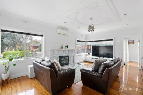 Property photo of 8 Mountbatten Court Reservoir VIC 3073