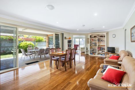 4 Bagarin Ave, Tomakin, NSW 2537