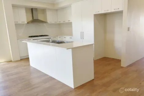 14 Lovage St, Treeby, WA 6164