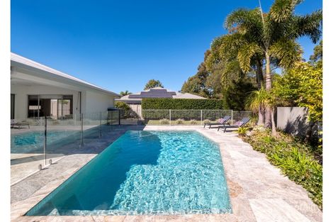 Property photo of 2 Creek View Place Pelican Waters QLD 4551