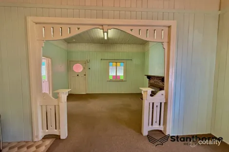 Property photo of 8 Denham Street Stanthorpe QLD 4380