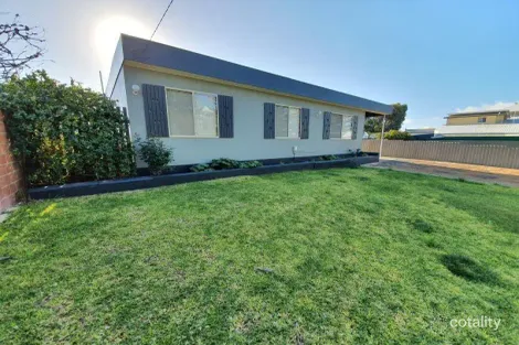 11 Treasure Rd, Singleton, WA 6175