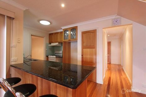 Property photo of 31 Leighton Crescent Deer Park VIC 3023