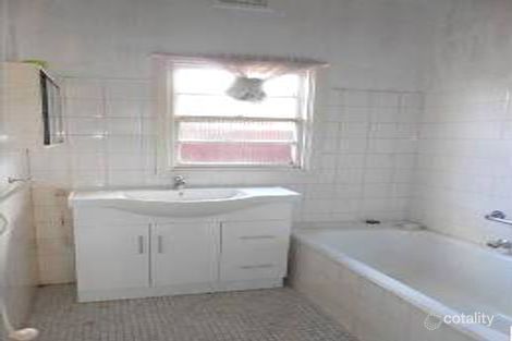 Property photo of 66 Cornwall Road Sunshine VIC 3020