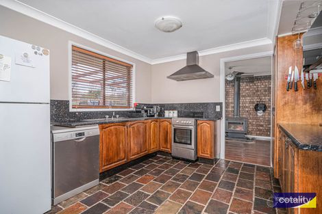 Property photo of 2 Oliver Avenue Armidale NSW 2350