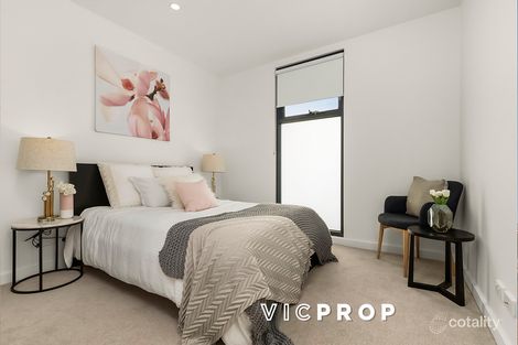 Property photo of 15/33 Queens Avenue Doncaster VIC 3108