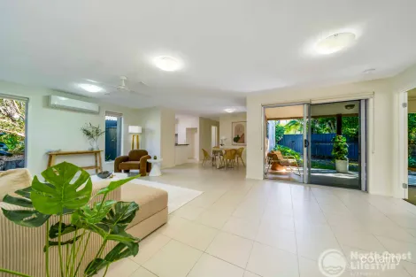 Property photo of 7 Hart Court Ocean Shores NSW 2483