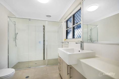 Property photo of 1/68 Alford Street Mount Lofty QLD 4350