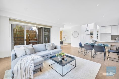 Property photo of 1 Drusilla Place Caroline Springs VIC 3023