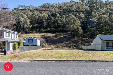 Property photo of 111 Foxlow Street Captains Flat NSW 2623