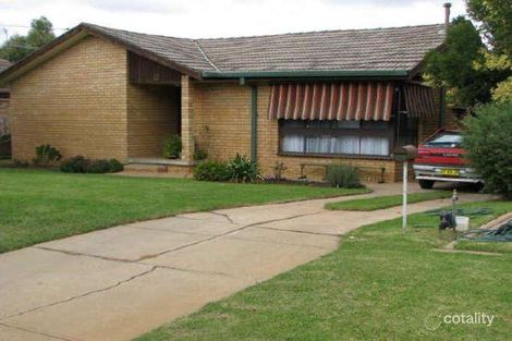 Property photo of 12 Carmody Street Kooringal NSW 2650