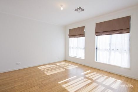 Property photo of 17 Golden Circuit Parafield Gardens SA 5107
