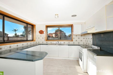 Property photo of 61 Pur Pur Avenue Lake Illawarra NSW 2528