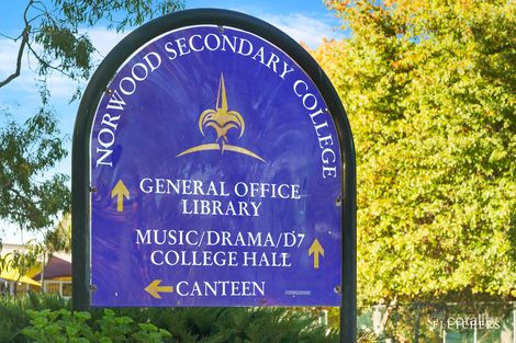 Property photo of 35 Werac Drive Ringwood North VIC 3134