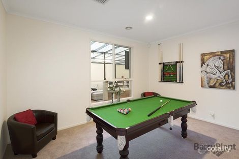 Property photo of 3 St James Court Watsonia VIC 3087