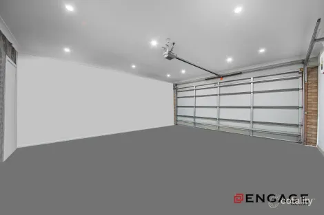 Property photo of 1/5 Vanderbilt Avenue Truganina VIC 3029