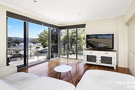 Property photo of 18/43 Masons Parade Point Frederick NSW 2250