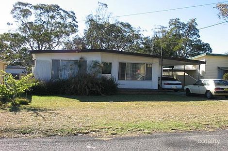 4 Canton Pde, Noraville, NSW 2263