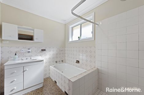 Property photo of 23/4 Sitella Place Ingleburn NSW 2565