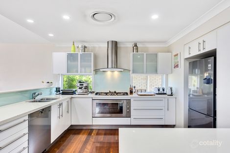 Property photo of 3 Reynolds Avenue Labrador QLD 4215