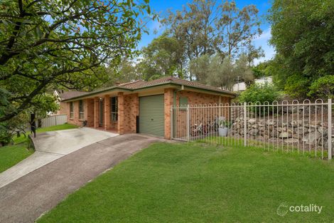 5 Columbia Cl, Woodrising, NSW 2284