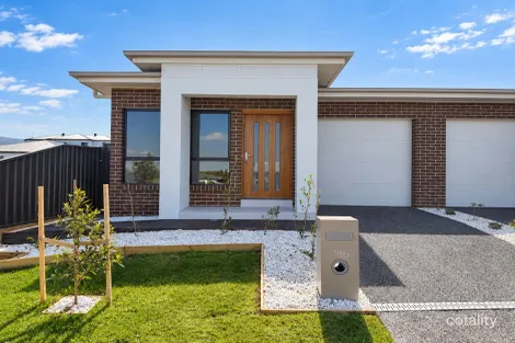 18 Altitude St, Badagarang, NSW 2540