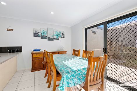 Property photo of 125 Napier Circuit Silkstone QLD 4304