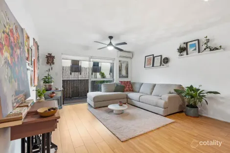 Property photo of 2/747 Sandgate Road Clayfield QLD 4011