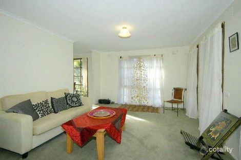 Property photo of 22 Almray Place Glen Waverley VIC 3150