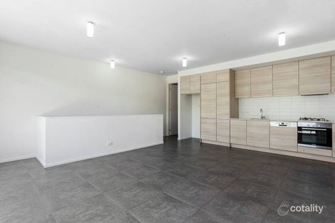 Property photo of 10 Lakeside Crescent Keilor East VIC 3033