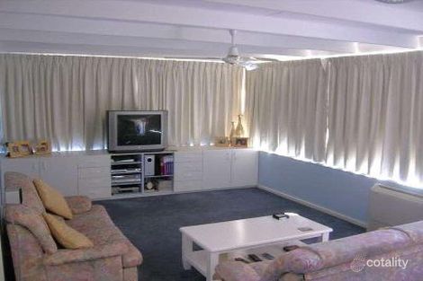 Property photo of 16 Chatsworth Crescent North Nowra NSW 2541