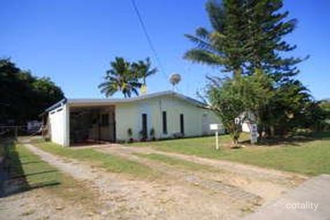 8 Dunbar St, Mooroobool, QLD 4870